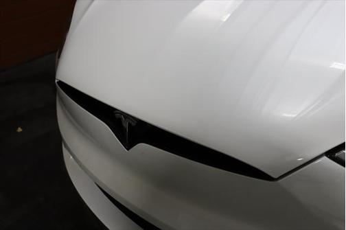 2022 Tesla Model X Plaid Tri Motor All-Wheel Drive