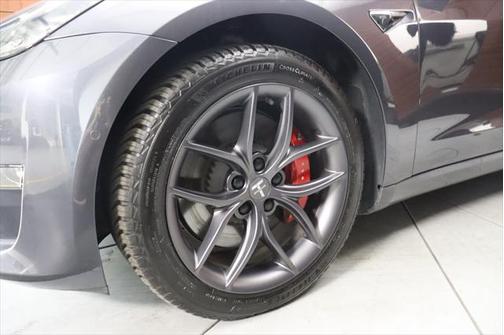 2018 Tesla Model 3 Performance