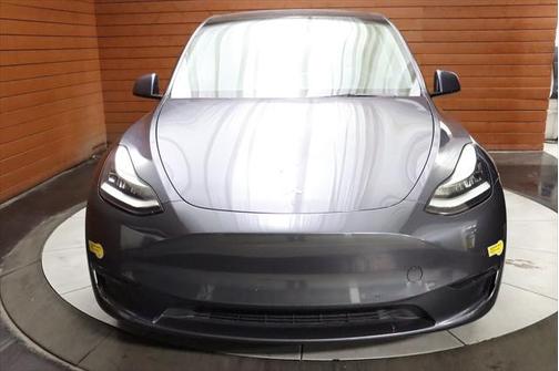 2022 Tesla Model Y Long Range Dual Motor All-Wheel Drive