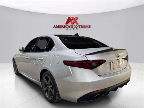 2017 Alfa Romeo Giulia Base