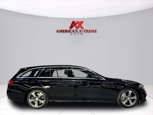 2017 Mercedes-Benz E-Class 4MATIC