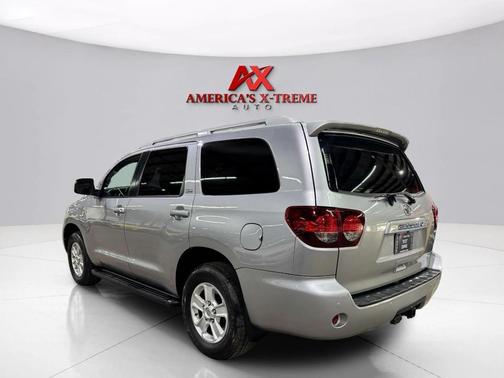 2019 Toyota Sequoia SR5