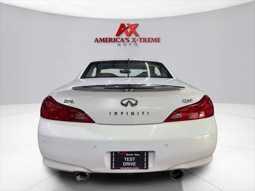 2014 INFINITI Q60 Base