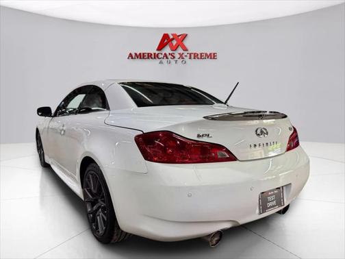 2014 INFINITI Q60 Base