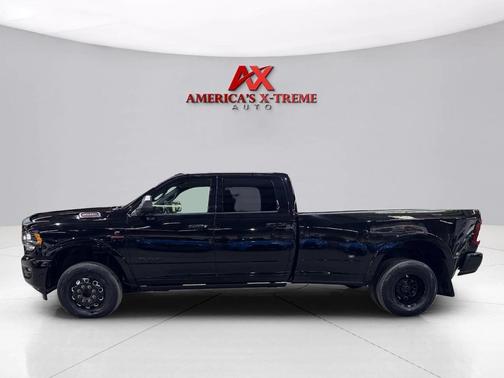 2022 RAM 3500 Limited Crew Cab 4x4 8' Box