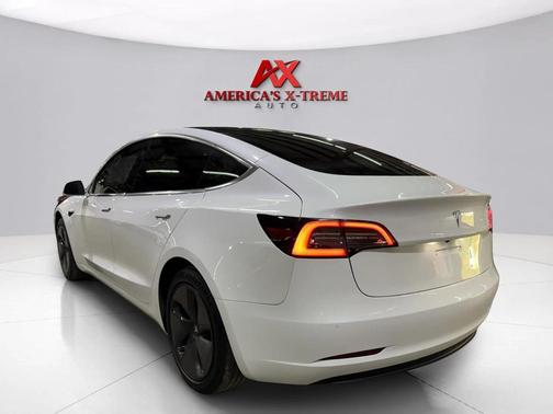 2020 Tesla Model 3 Standard Range Plus