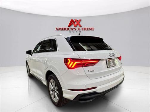 2023 Audi Q3 Premium 45 TFSI S line quattro Tiptronic