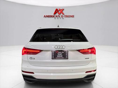 2023 Audi Q3 Premium 45 TFSI S line quattro Tiptronic