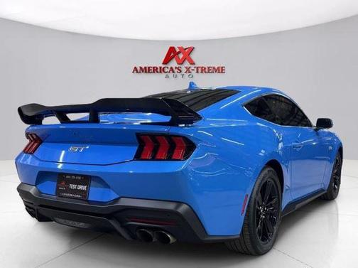Grabber Blue Metallic 2024 Ford Mustang GT