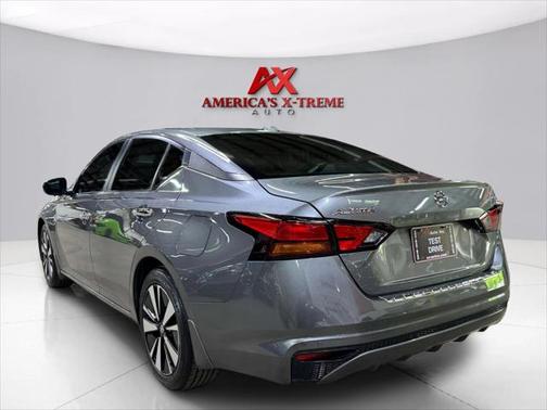 2021 Nissan Altima 2.5 SV