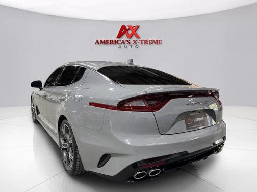 2019 Kia Stinger GT1