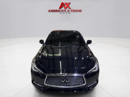 2022 INFINITI Q60 LUXE