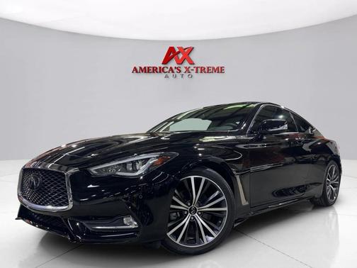 2022 INFINITI Q60 LUXE