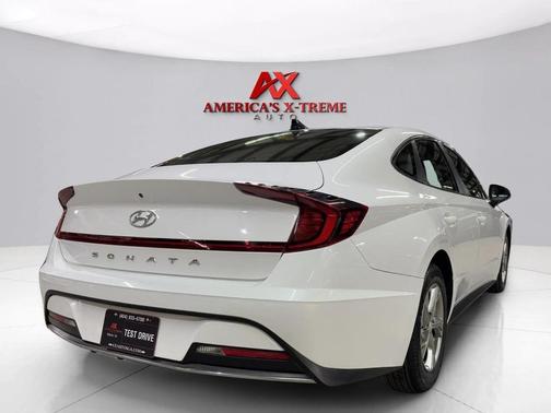2021 Hyundai SONATA SE