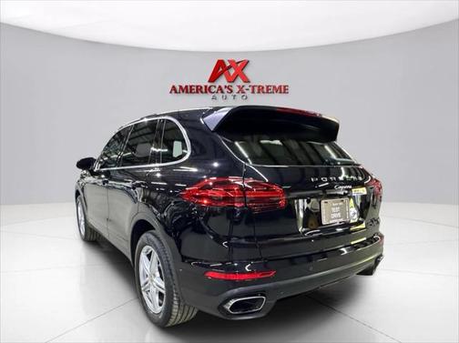 2016 Porsche Cayenne Base