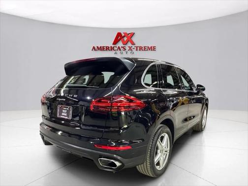 2016 Porsche Cayenne Base