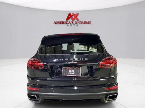 2016 Porsche Cayenne Base
