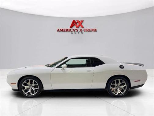 2015 Dodge Challenger SXT Plus
