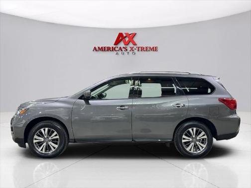 2019 Nissan Pathfinder SV