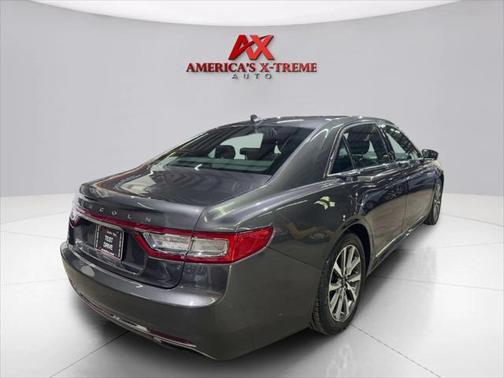 2018 Lincoln Continental Premiere