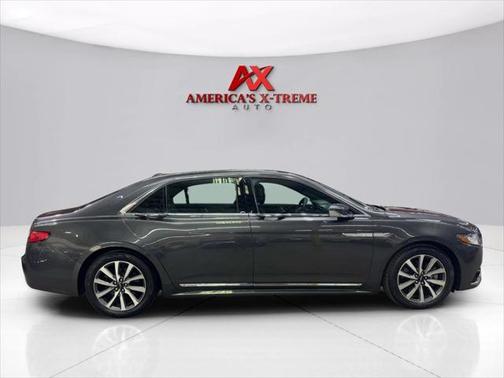 2018 Lincoln Continental Premiere