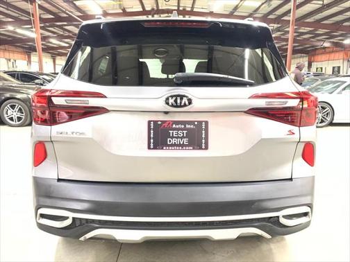 2021 Kia Seltos S