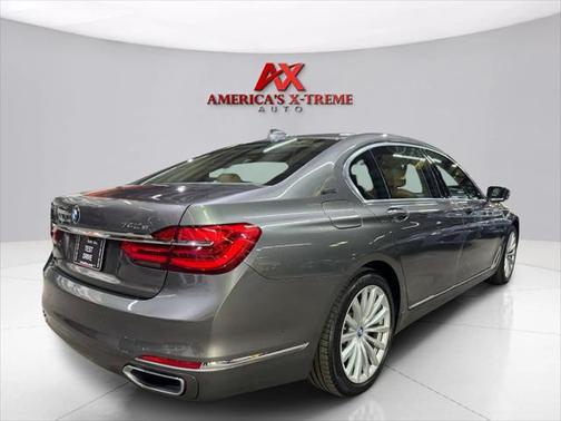 2017 BMW 740e xDrive iPerformance
