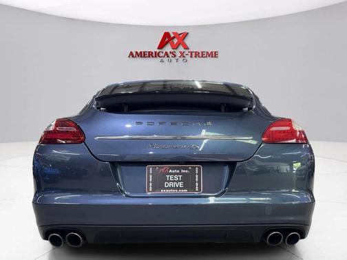 2010 Porsche Panamera 4S