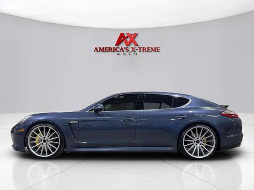 2010 Porsche Panamera 4S