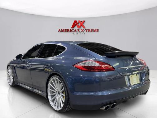 2010 Porsche Panamera 4S