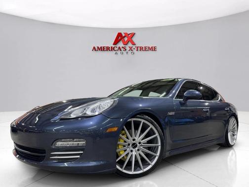 2010 Porsche Panamera 4S