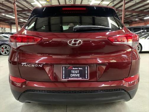 2017 Hyundai TUCSON SE