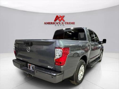 2018 Nissan Titan SV