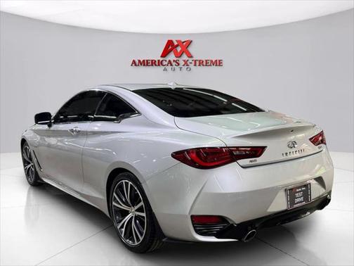 2017 INFINITI Q60 2.0t Premium