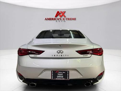 2017 INFINITI Q60 2.0t Premium
