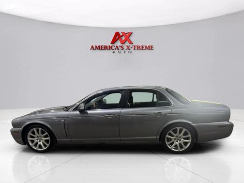 Liquid Silver 2008 Jaguar XJ Base
