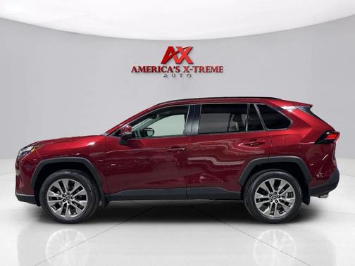 2025 Toyota RAV4 XLE Premium