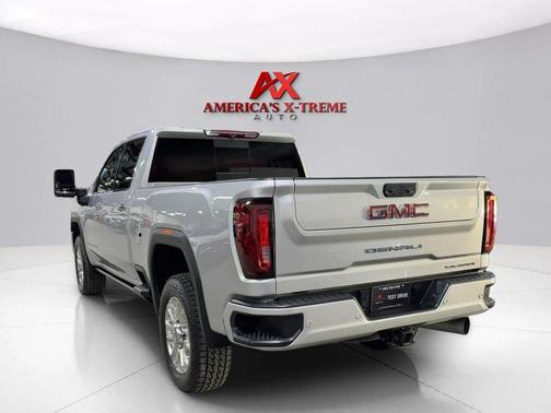 2023 GMC Sierra 2500 Denali