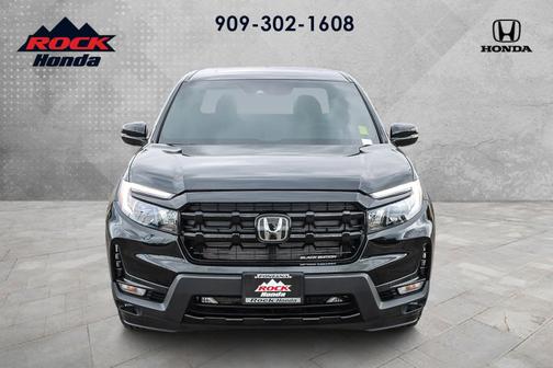 Crystal Black Pearl 2025 Honda Ridgeline