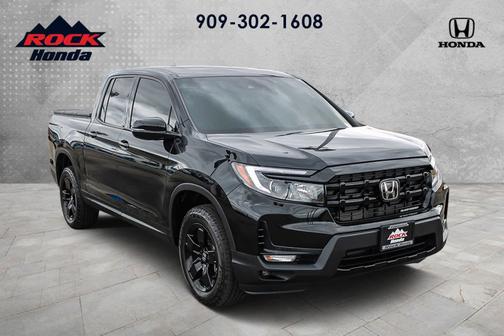 Crystal Black Pearl 2025 Honda Ridgeline