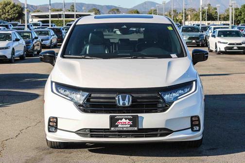 2023 Honda Odyssey 