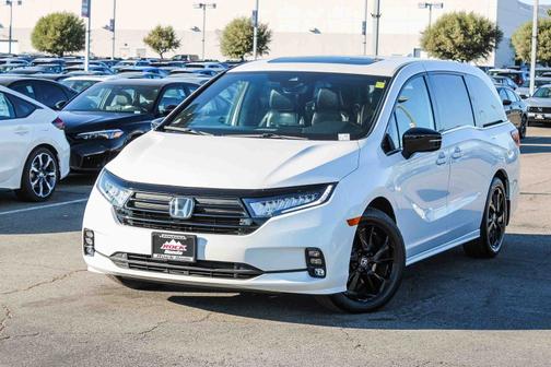 2023 Honda Odyssey 