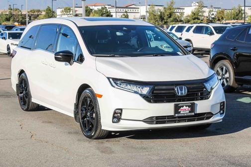 2023 Honda Odyssey 