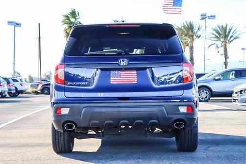Photo 5 of 42 of 2019 Honda Passport EX-L