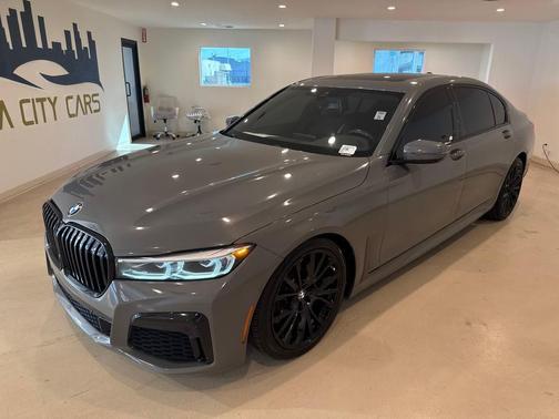 2020 BMW 740 i