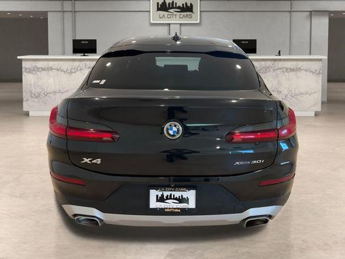 2024 BMW X4 xDrive30i