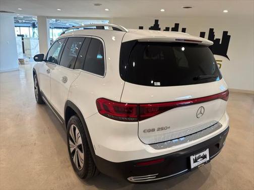 2023 Mercedes-Benz EQB 250 Base