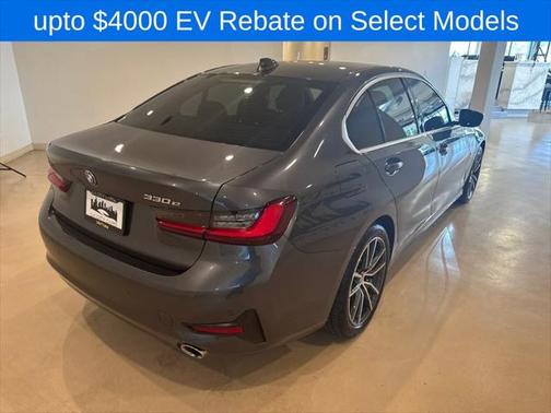 2022 BMW 330e Base