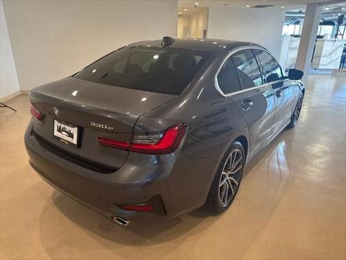 2022 BMW 330e Base