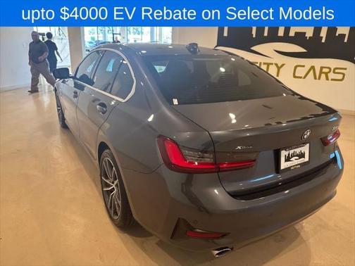 2022 BMW 330e Base